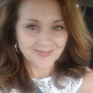 Meet your Posher, Elly